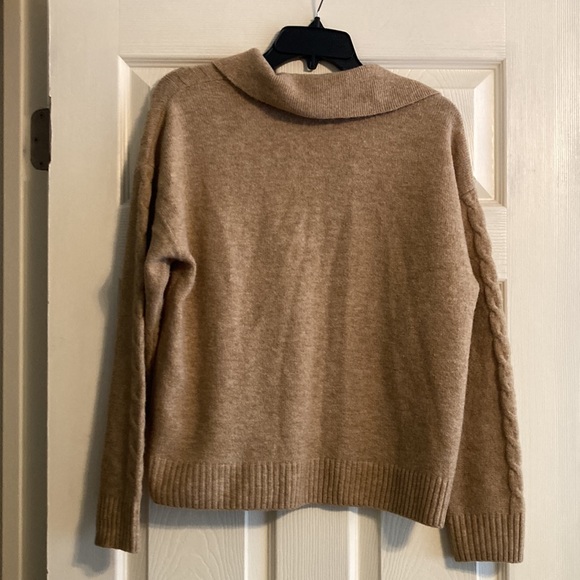 CeCe Collared Sweater in Tan or Camel, M - Picture 5 of 10